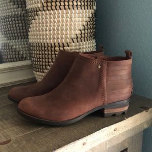 Sorel booties